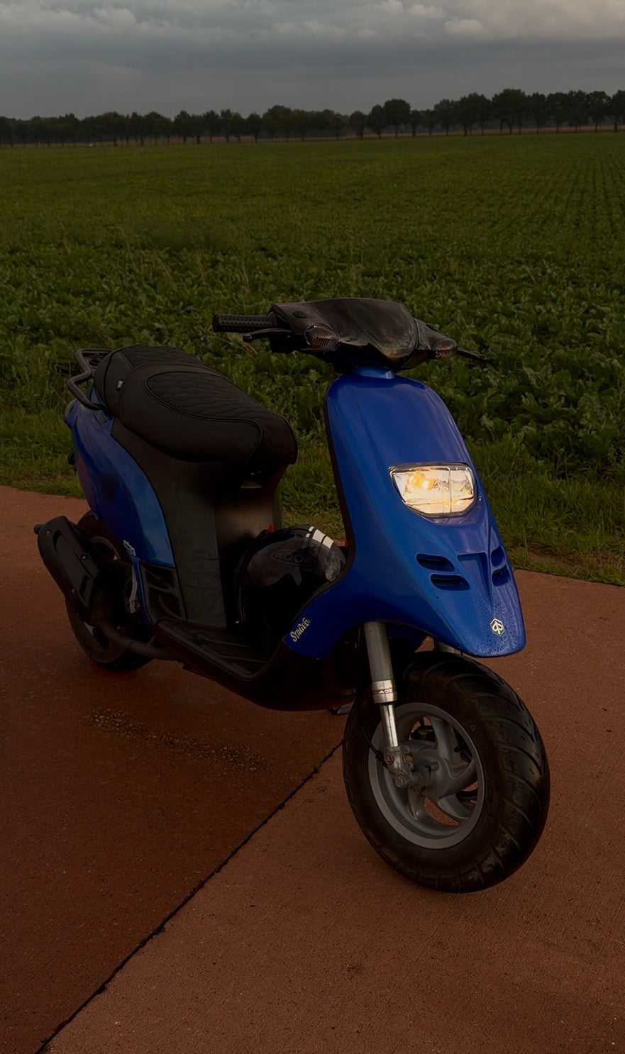 Zadelhoes Piaggio Typhoon Duo RS VDR Customs detail