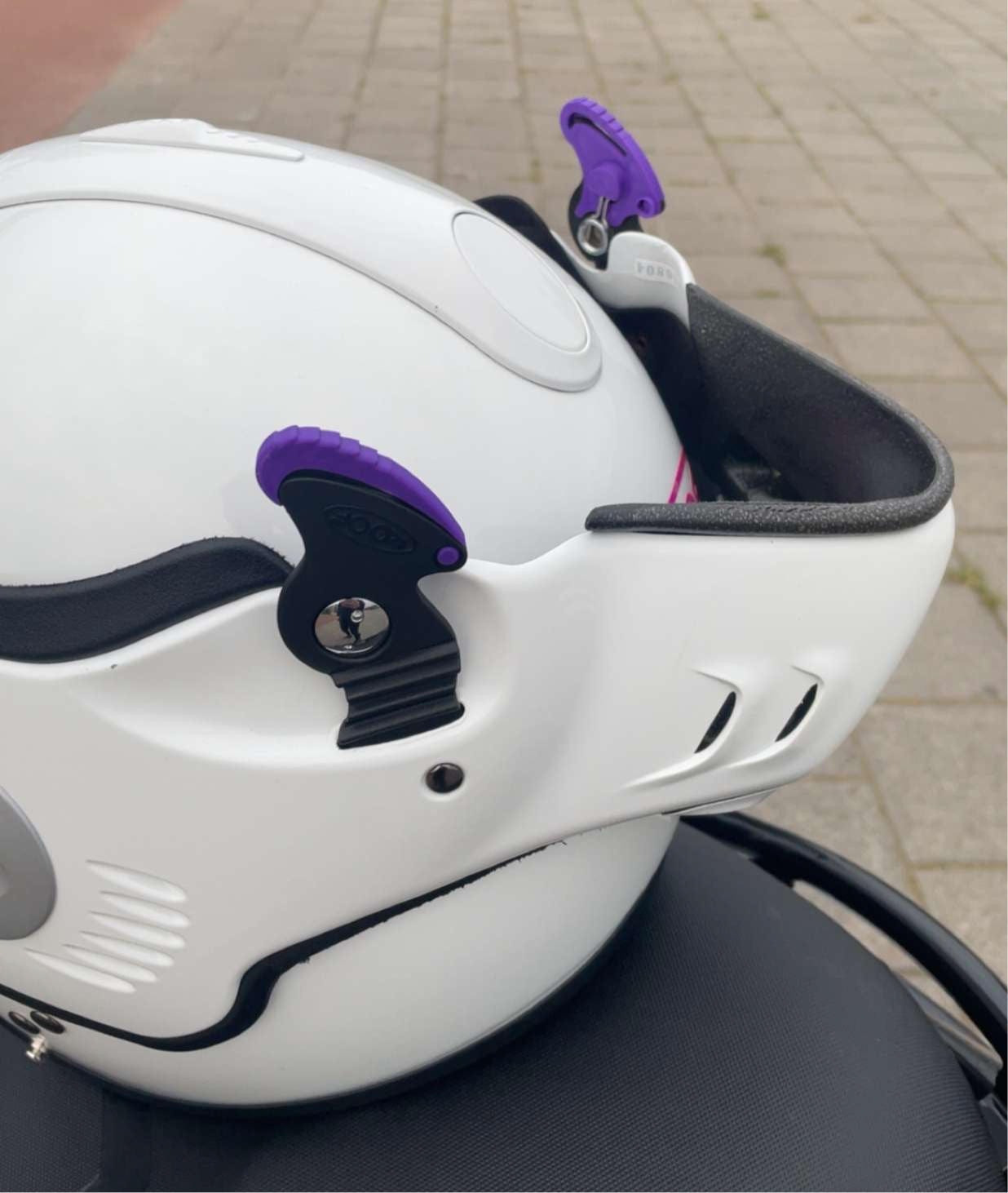 Boxer Helm Ears