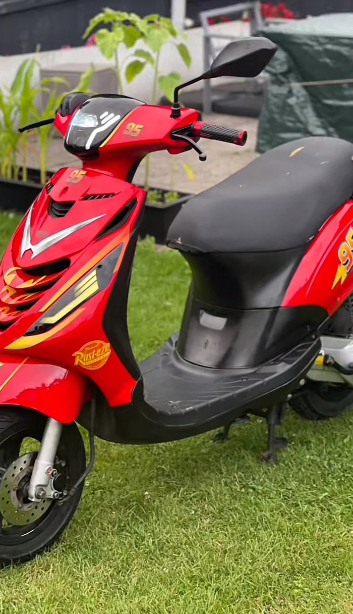 Lightning Mc Queen  | Stickerset Piaggio Zip