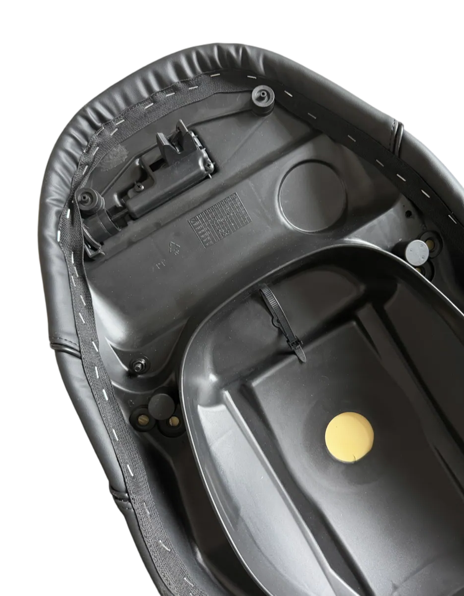 Compleet Duo RS zadel Piaggio Zip ( Inclusief contactslot )