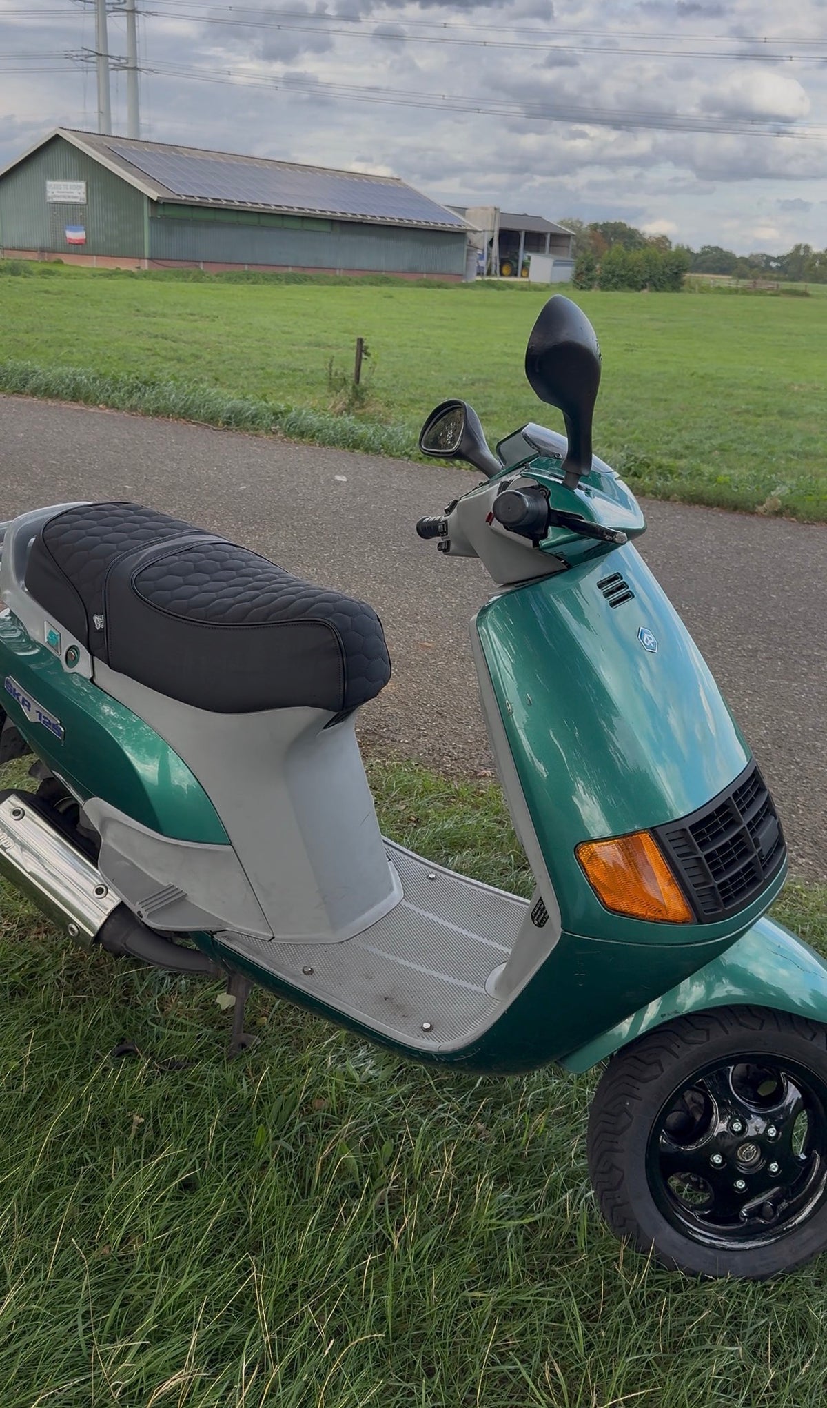 Zadelhoes Piaggio Skipper Duo RS VDR Customs detail