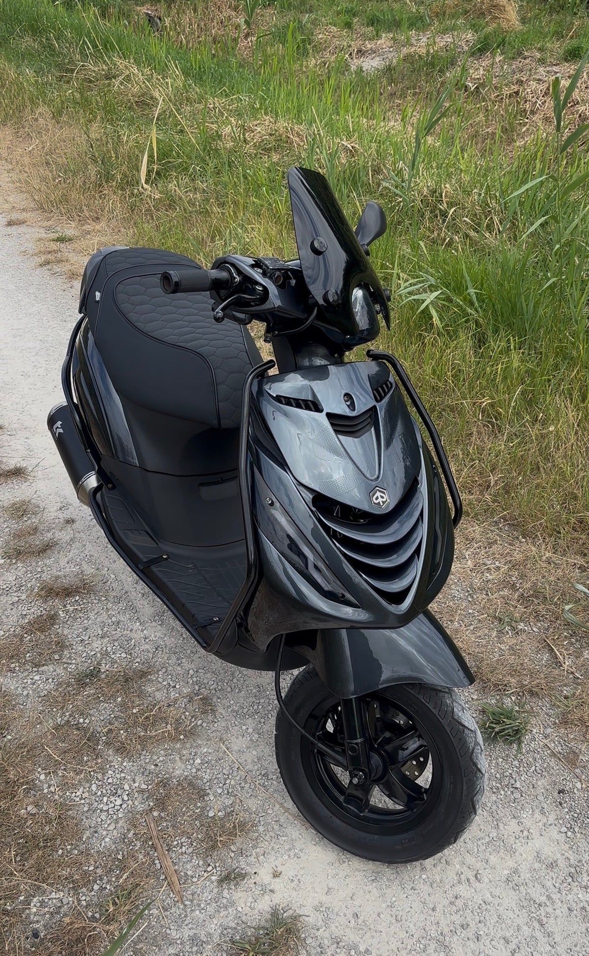 Zadelhoes Piaggio Zip Duo RS VDR Customs detail